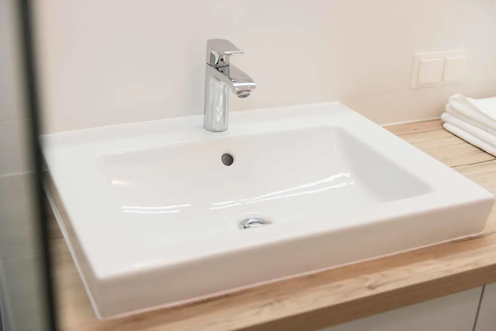Schoenbrunn Design Viena 0*,